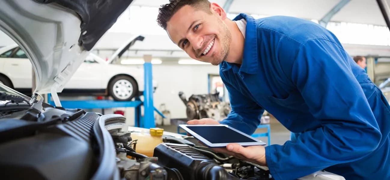 Looking for a Mechanic in Newport, Lymington, or Ringwood?